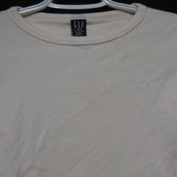 GAP | medium | Light Pink | Ribbed Long Sleeve Crew Neck Shirt - Picture 3 of 16